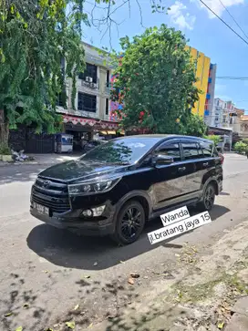 INNOVA VENTURER 2018 DIESEL MATIC