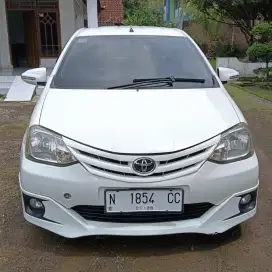 Etios Valco 1.2 G MT 2013