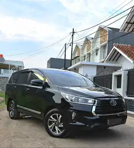 TOYOTA INNOVA 2.4 V MATIC DIESEL 2022 TERAWAT ORI / 2021 / 2020