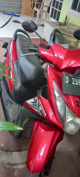 Honda Beat 2015 Merah