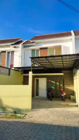 Dikontrakkan Rumah 2 lantai