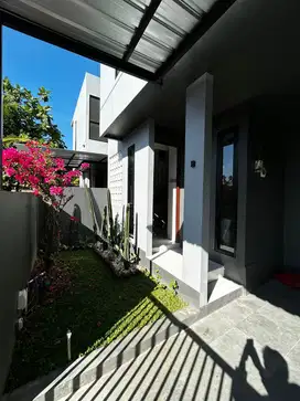 House for Leasehold at Kedunggu Area