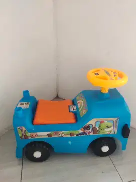 Jual mobil mainan