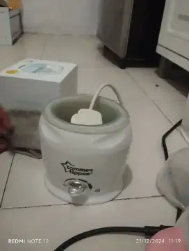 Penghangat botol dot