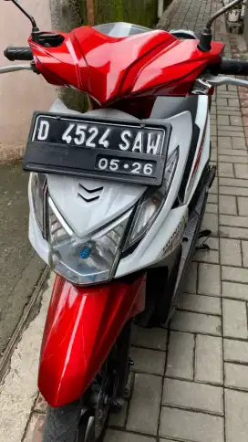 Mulus Istimewa Siap Pakai ! Honda Beat FI 110 Putih Merah Tahun 2016