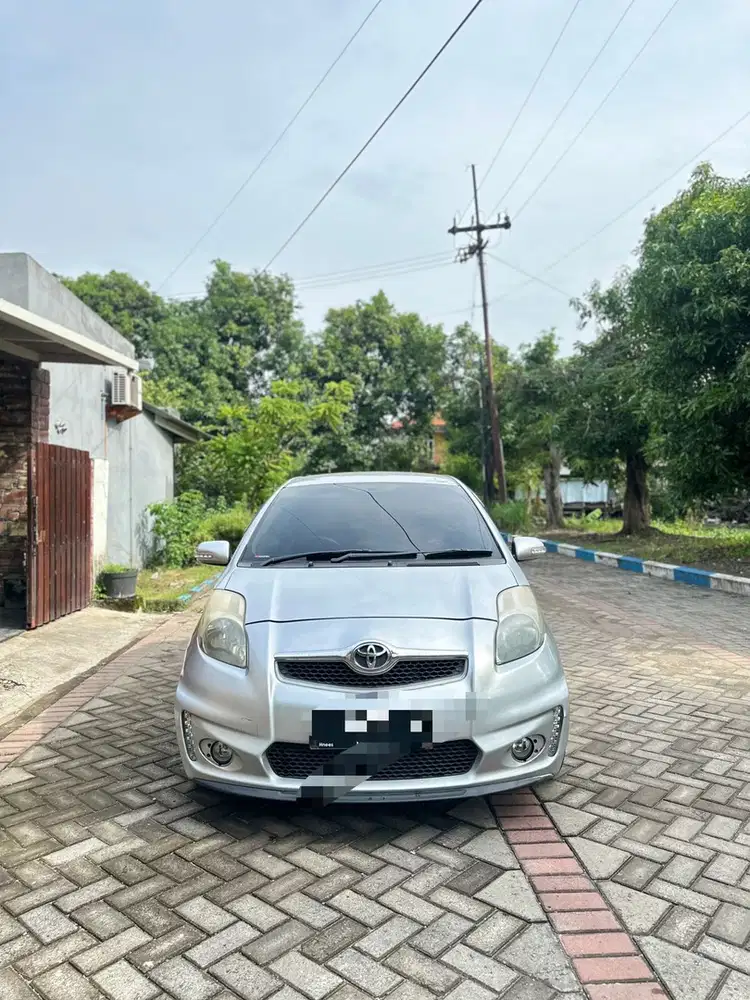 Toyota Yaris 2012 Bensin