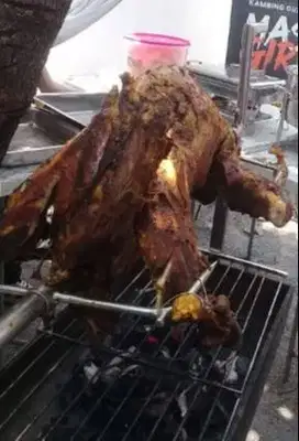 50 porsi paket lengkap kambing guling siap pesta party jamin manteb ok