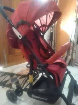 Dijual cepat Baby stroller baby does Olla+