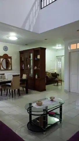 Dijual/sewa cepat  rumah di Kota Wisata Cibubur