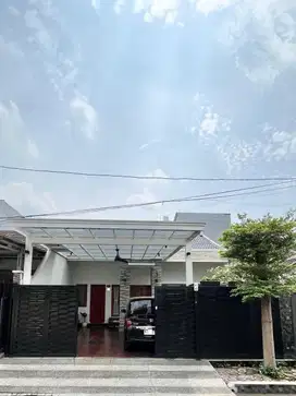 Dijual rumah 2lantai bagus nyaman asri di Taman Pulo Indah JakTim