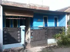 Jual cepat rumah murah di dasana indah bonang posisi depan