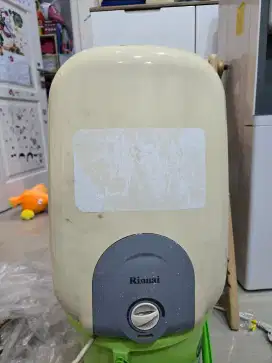 Pemanas Air/Water Heater Rinnai 10 L