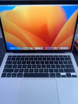 Macbook air 2020 8/256gb