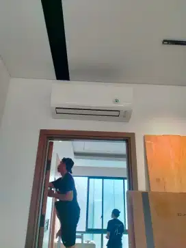 Service AC bongkar pasang AC tambah freon AC tukang AC panggilan