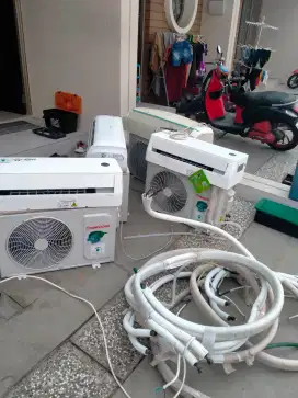 Service AC bongkar pasang AC perbaikan AC tambah freon AC