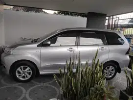 Avanza Veloz silver metalik 2018