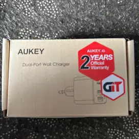 Aukey Charger 2 Port 12V with AiQ