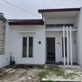 Disewakan/Dikontrakkan Rumah Baru