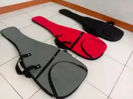 Tas gitar elektrik dan bas busa cukup tebal