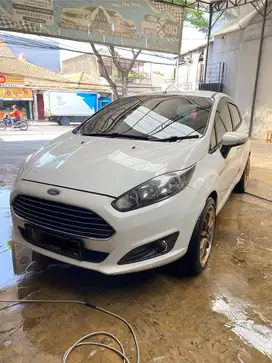 Ford Fiesta 2013 Bensin