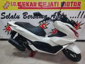 PCX 160 Cbs 2021 putih