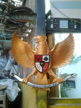 Hiasan dinding patung burung Garuda Pancasila.fiber.