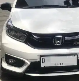 honda brio RS at 2023 putih urbanite CASH