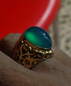 Batu Bacan Bahan Coklat