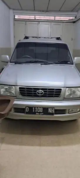 Toyota Kijang LGX 2000 Bensin