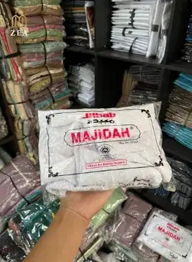 Toko Bergo Hijab Sutra Jumbo Malang - Zea Grosir