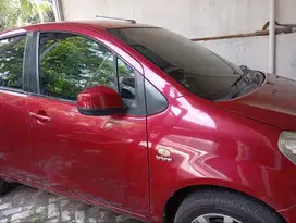 SUZUKI SPLASH MERAH