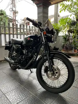 JUAL KAWASAKI W175 SE BLACK STYLE EDITION TAHUN 2022