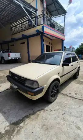 Starlet Ep70 strako