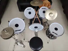 Drum mini anak warna hitam ukuran 16 inc + kursi