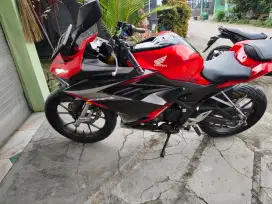 Jual motor honda CBR tahun 2021