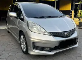 HONDA JAZZ RS 2012 Matic