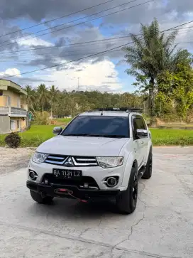 Pajero sport dakar 4x2 vgt 2014