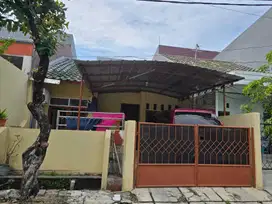 Dijual rumah siaphuni di Harapan Indah 1 Bekasi