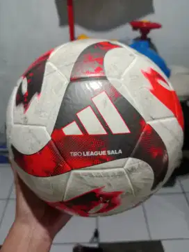 Bola futsal original merk TIRO LEAGUE SALA