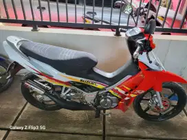 Suzuki satria hiu restorasi