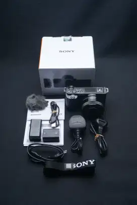 SONY ZVE10 KIT 16-50MM LIKE NEW FULLSET