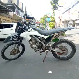 gas ken KAWASAKI KLX 2016