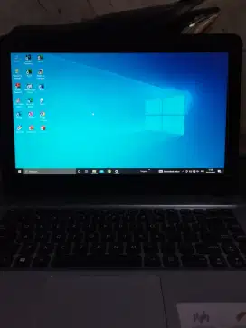 Laptop Acer X411M