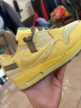 NIKE AIR MAX 1 TRAVIS SCOTT SATURN GOLD x JACK CACTUS