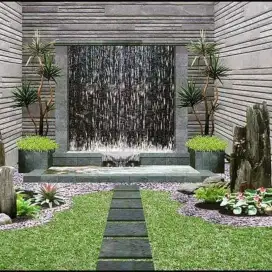 Kolam koi samping rumah
