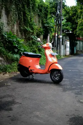 PIAGGIO VESPA MATIC LX 125 IGET TERMURAH BERGARANSI ( BISA KREDIT )