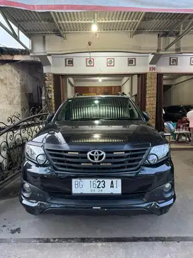 Toyota Fortuner 2.7 TRD Bensin A/T 2013