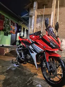 Cbr 150 r led taun 2016