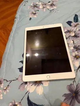 Apple iPad 8th Gen Ex-Inter