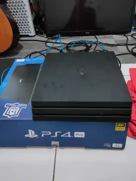Ps4 pro seri 71 1tb